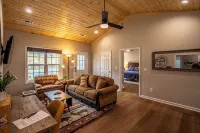 Cozy Cottage Near the Lake - 4つ星