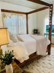 Luxury Spacious Historic Home - College Hill - 2mi. to Downtown - Boutique