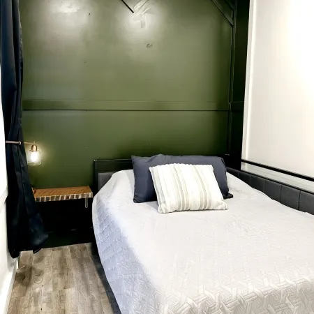 Book Your Adventure Getaway at our Container Cabin near New River Gorge