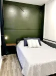 Book Your Adventure Getaway at our Container Cabin near New River Gorge - 3-Star