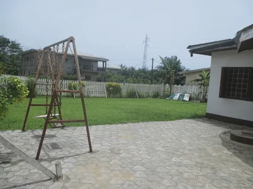 Dave's  Home - Bintang 3