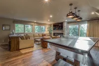Lake Front Modern Luxury - 4-Star