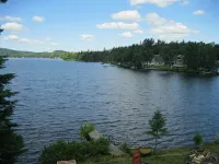 New Beam construction house on pristine Back Lake - 3-Star