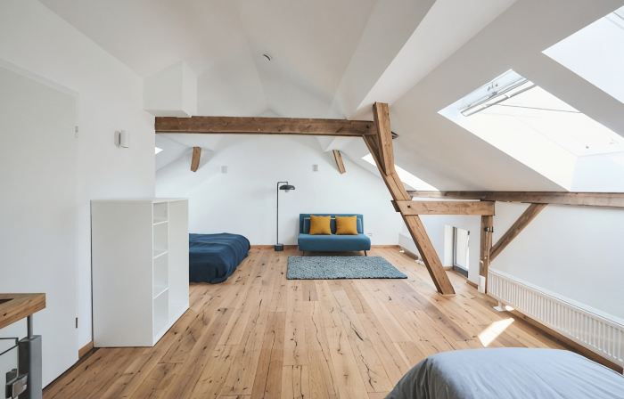 Large Maisonette Apartment 