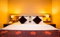 Efa Hotel Banjarmasin - parkir
