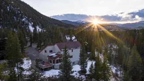 Keystone Resort Escape! Location! 360 Views, Trails, Snake River, HotTub, Pets - Kylpyammeita