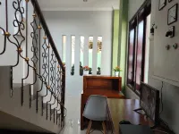 Ati Tentrem Guesthouse - Guest houses