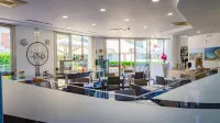 Astro Suite Hotel - 4-Star