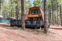 Cabin Near Grand Canyon South Entrance 1 Hour Away – Quiet Forest Retreat - 3-Star