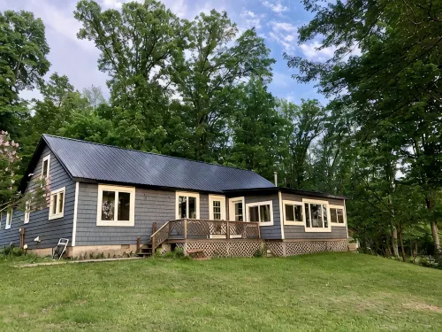 All-Season Modern Cottage on Red Lake - 45 min from Green Bay - 3-Star