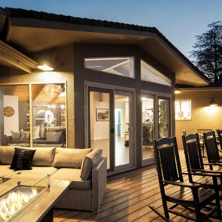 Uptown Splash - Wow Views! 5Br 4BA Pool, Spa, Firepit, GamesRm, Walk into Uptown