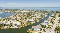 The Mermaid House on Key Allegro, waterfront, Open Bay views, sleeps 12-14 - 4 estrellas