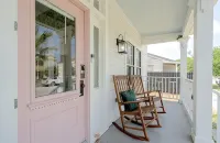 GalvestonHome • Sleeps12 • Minutes to Strand & Seawall • Heated Pool • Putt-Putt - مسبح خاص