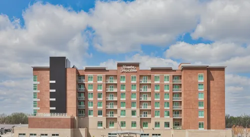 Hampton Inn & Suites Downtown Owensboro/Waterfront - Pet friendly