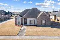 Just minutes from LSU, SU & Downtown Baton Rouge! - Wifi
