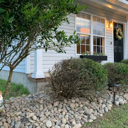 Tranquil Mid-Century on Meadow:  Joyfully and passionately created to enjoy.