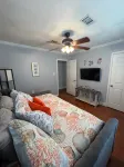 Poolside Bliss in Gulfport: Stylish 3Br Beachy Retreat Awaits - Private Pools
