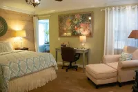 Winter Park charm. Close to Park Ave - 3-Star