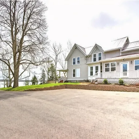 Beautiful 5 bedroom Lake House across the street from Cayuga Lake.