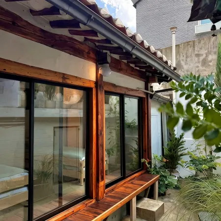HausDa SuChon Private Yard Hanok 2BR 3BED SofaBed 8Table 5Guest
