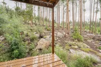Red Feather Woodland Retreat, Family and Pet Friendly, 4 Beds - Chalets