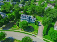 5Br w/ Heated Pool Near Beaches & Newport - บูติค