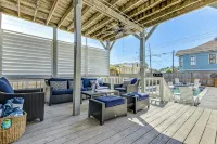 Modern Oasis Heated Pool, Spa 6 bedroom walk to beach, restaurants, - Private Pools