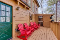 Storybook Bear Cabin Near Dollywood • 2Br + Kids Loft • Hot Tub • Resort Pool - Alphydda