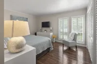 Renovated, Ground Level, 2 Br 2 BA, WiFi, Cable, Pool. 4 Individuals Max. - piscina