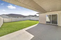 Comfortable New Home in Broadmoor Subdivision - 3-Sterne