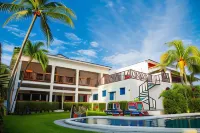 HC Liri Hotel - ที่มีสระว่ายน้ำ