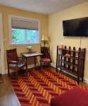 Cozy New Studio  in Charming Mount Vernon, Perfect for You and Your Pup - Wifi