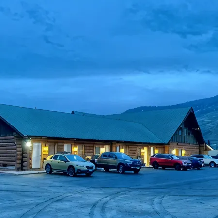 Bear's Claw Lodge