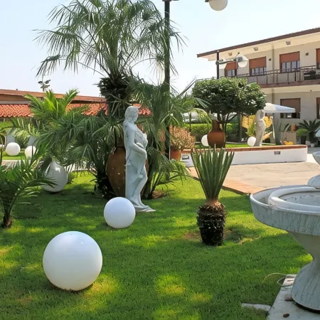 Ranch Palace Hotel