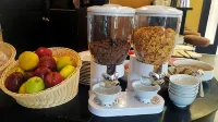 Zoukotel Hotel - พร้อมอาหารเช้า