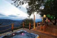 AlmondHouse Suites with Fireplace - Adults Only -  Appartamenti vacanze
