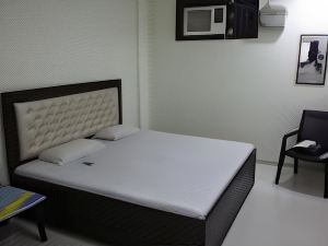 Hotel Atul Residency