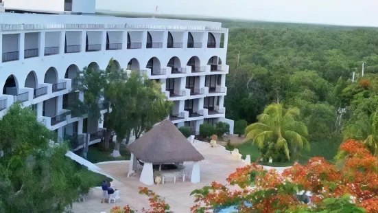 Uxmal Resort Maya