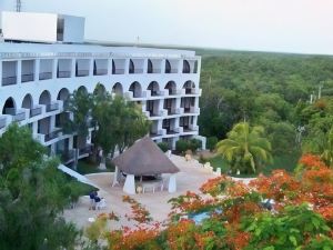 Uxmal Resort Maya