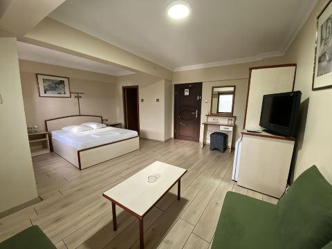 Hotel Cenedag