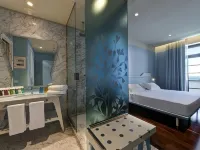 Jr Hotels Bari Grande Albergo Delle Nazioni - Airport Shuttle