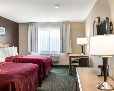 Travelodge by Wyndham Fargo West Acres Hotels in Fargo