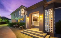 Chalong Princess Pool Villa Resort Hotel in zona CocoWorking Space