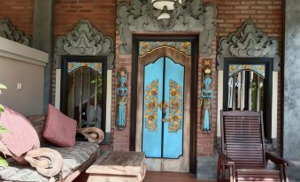 Tirta Sari Bungalow