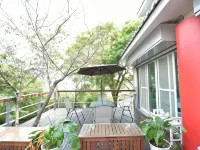 Sanyi Wei Wei Feng B&B