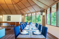 Thalassa Dive & Wellbeing Resort Manado Hoteles en Bunaken