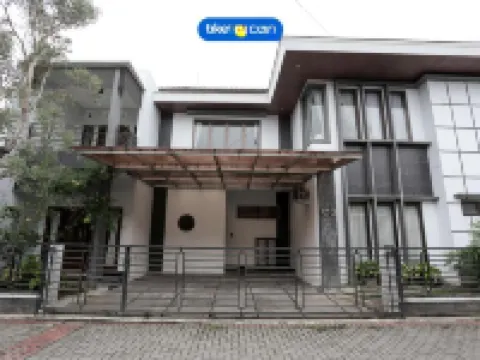 AW Home Stay - Yogyakarta Godean otelleri