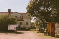 Farmlodge Hotels near Soteleden Tångevik