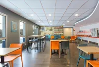 hotelF1 Igny Massy TGV Hotel a Saclay