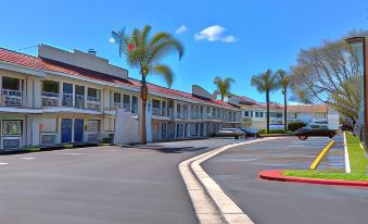 Motel 6 Carlsbad, CA - Near Legoland